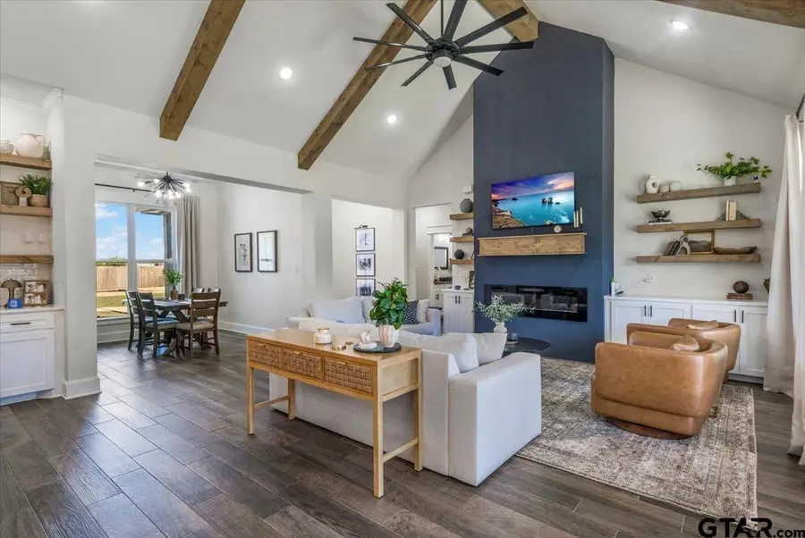 12432 Maplewood Dr, Lindale, TX 75771 - Image #3