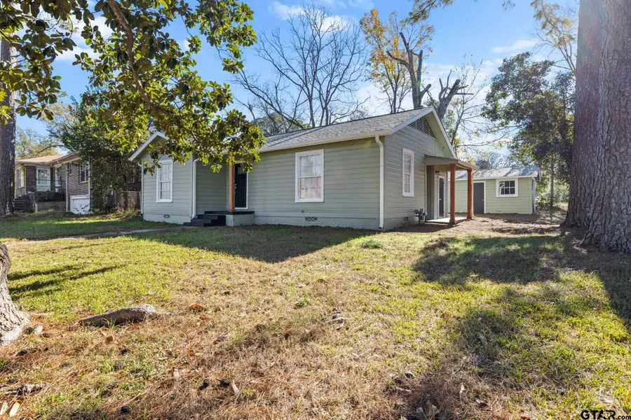 402 Gay Ave, Palestine, TX 75801 - Image #2