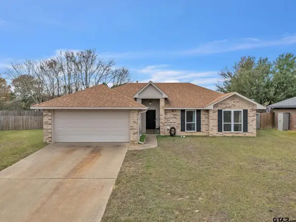 19990 Bluegrass Cir, Flint, TX 75762
