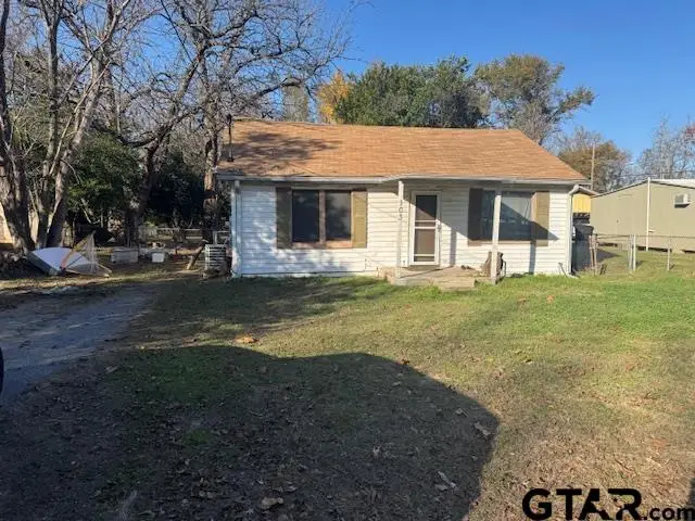 103 Mallory St., Lindale, TX 75771 - #2
