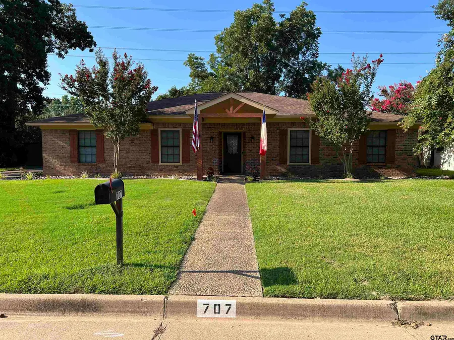 707 HAMPTON HILL DR, Tyler, TX 75703 - Image #2