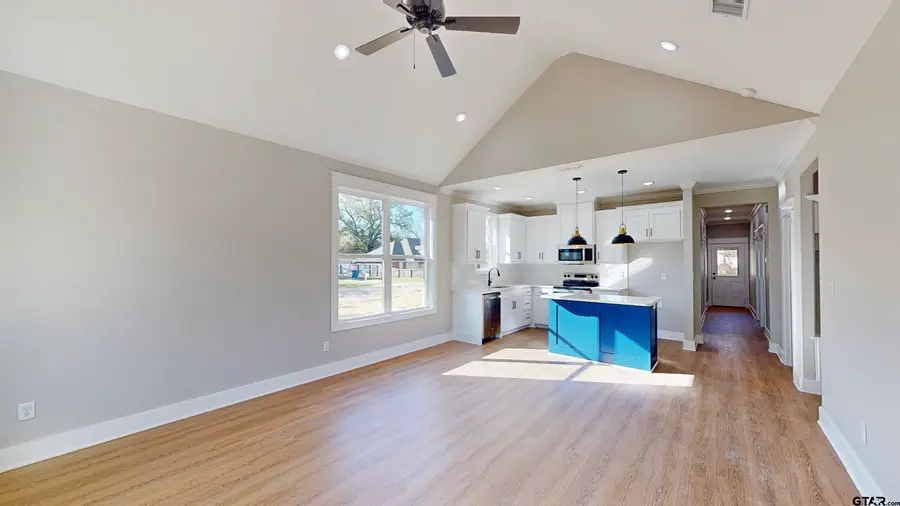 307 S Langham St, Troup, TX 75789 - Image #3