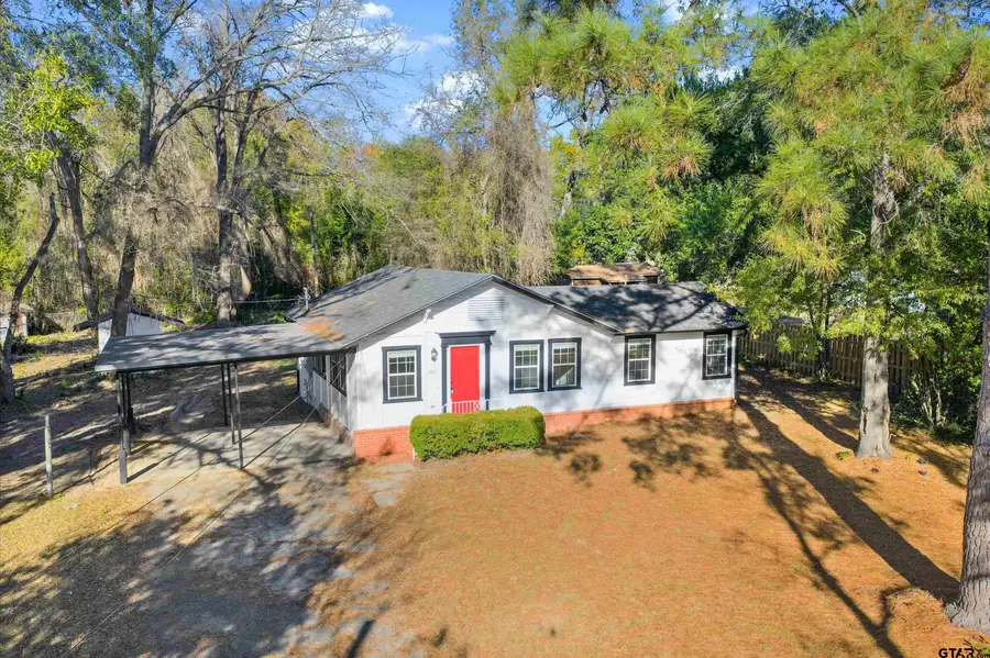 402 W Pine, Overton, TX 75684 - Image #2