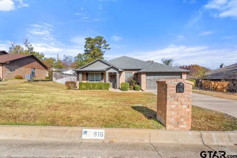 916 Pam, Tyler, TX 75703 - Image #3