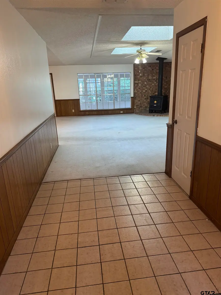 517 Dogwood Dr., Hideaway, TX 75771 - Image #3