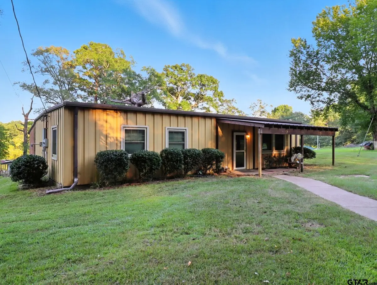 402 Watson Rd, Longview, TX 75604 - Image #1