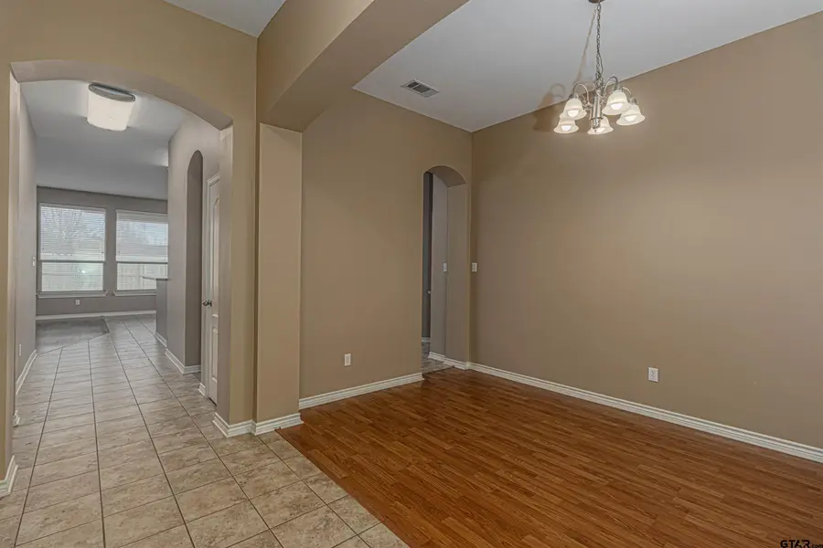 1909 Golden Bay, Whitehouse, TX 75791 - Image #2