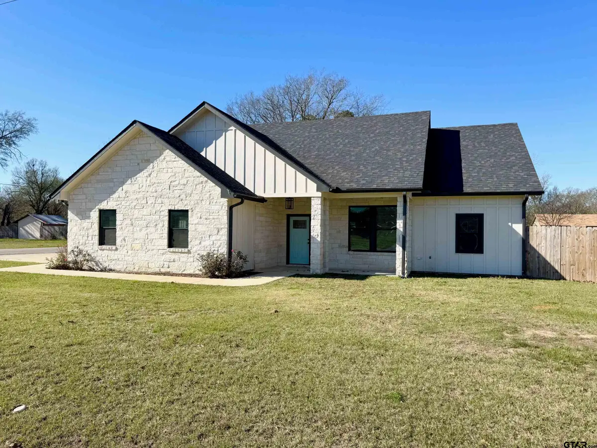 505 Brazos Street, Crockett, TX 75835 - #1