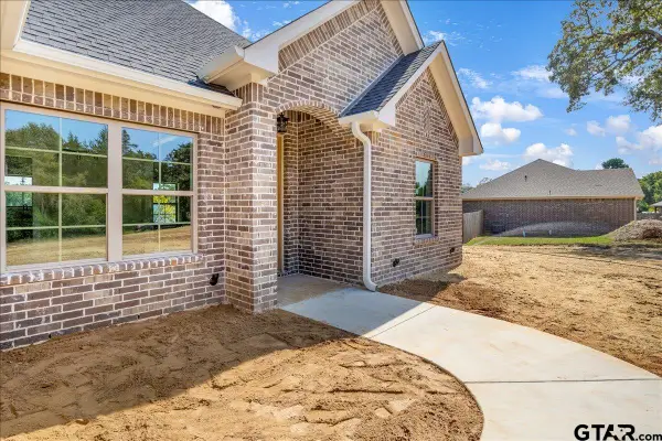 501 County Road 330, Tyler, TX 75708