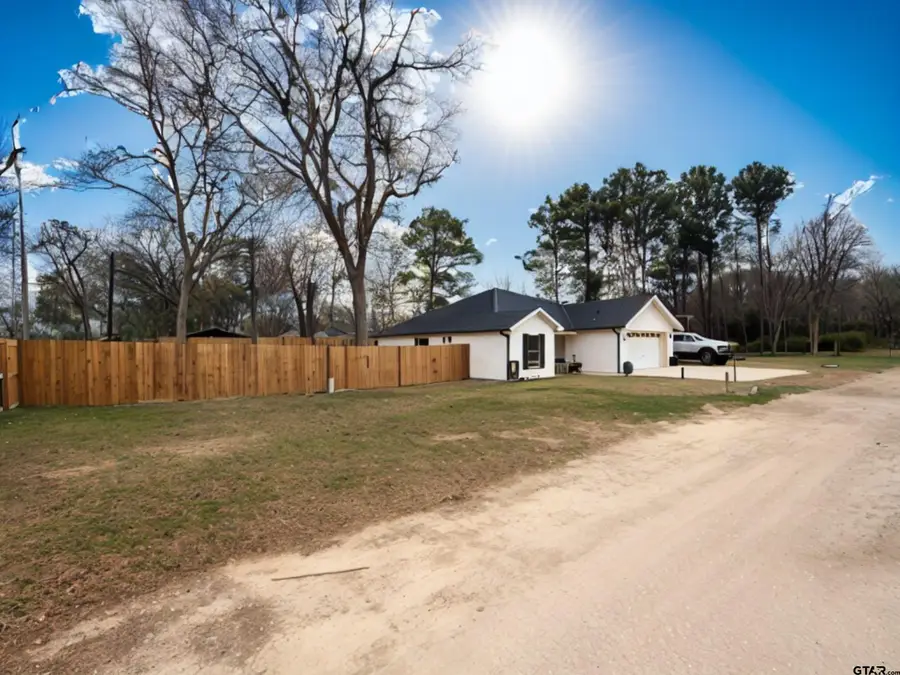 12107 Split Oak Drive, Poynor, TX 75782 - Image #2