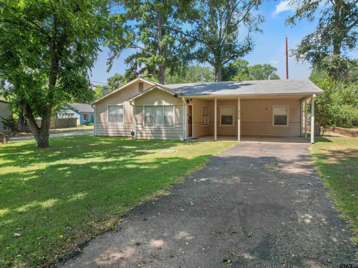 210 GILBERT ST, Lone Star, TX 75668 - Image #1