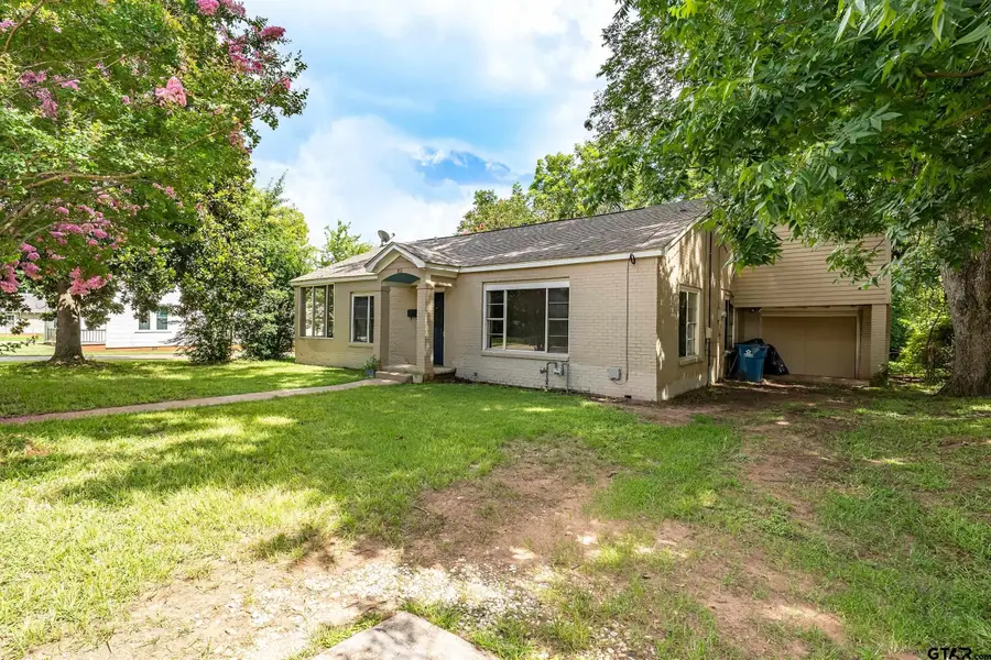 811 Kickapoo St, Jacksonville, TX 75766 - Image #3