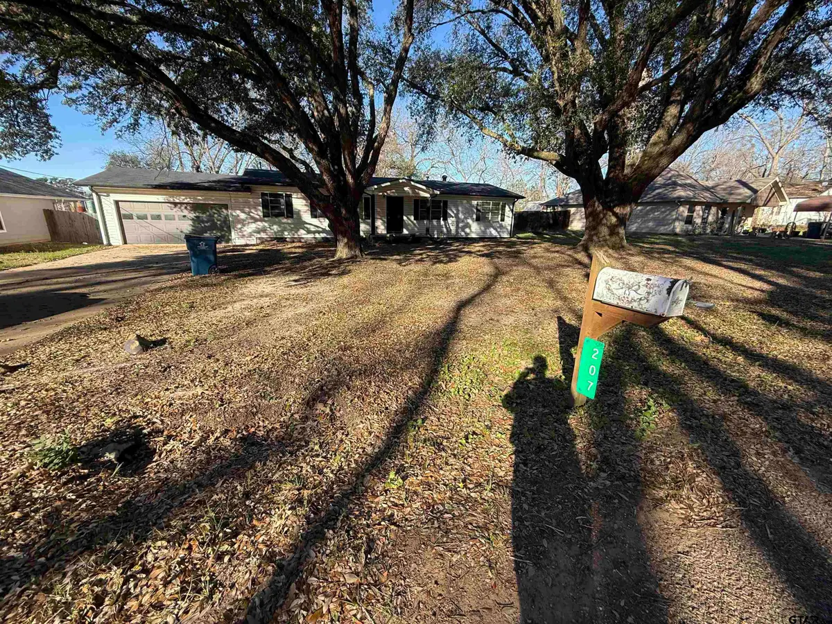 207 S Sun Camp, White Oak, TX 75693 - Image #1