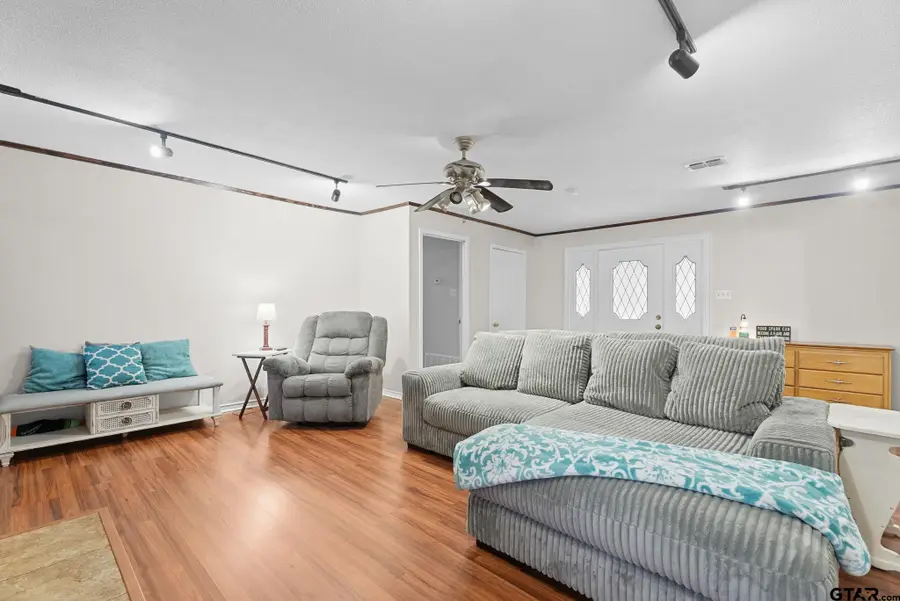 10614 CR 214, Tyler, TX 75707 - Image #2