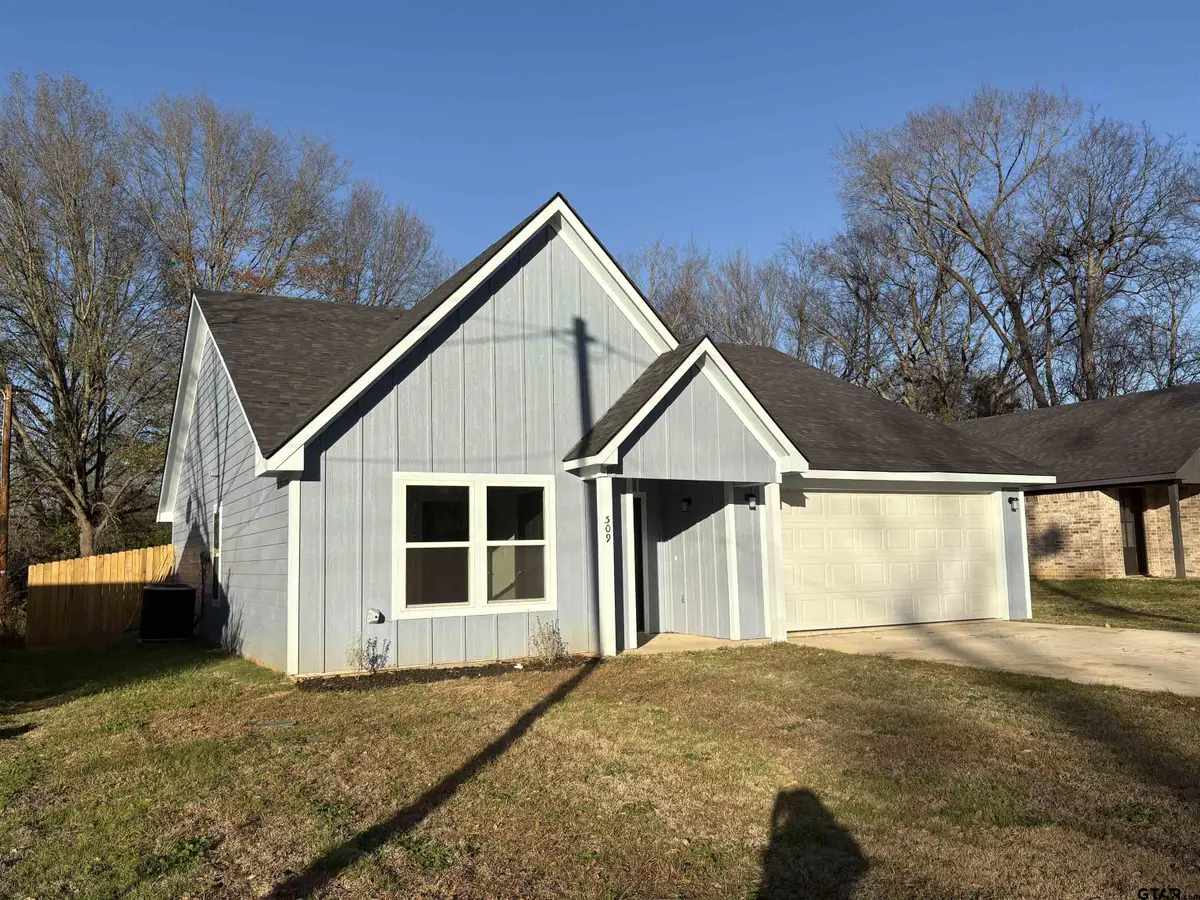 509 Giraud, Mineola, TX 75773 - Image #1