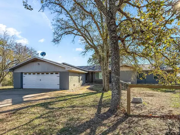 8090 CR 4528, Palestine, TX 75803