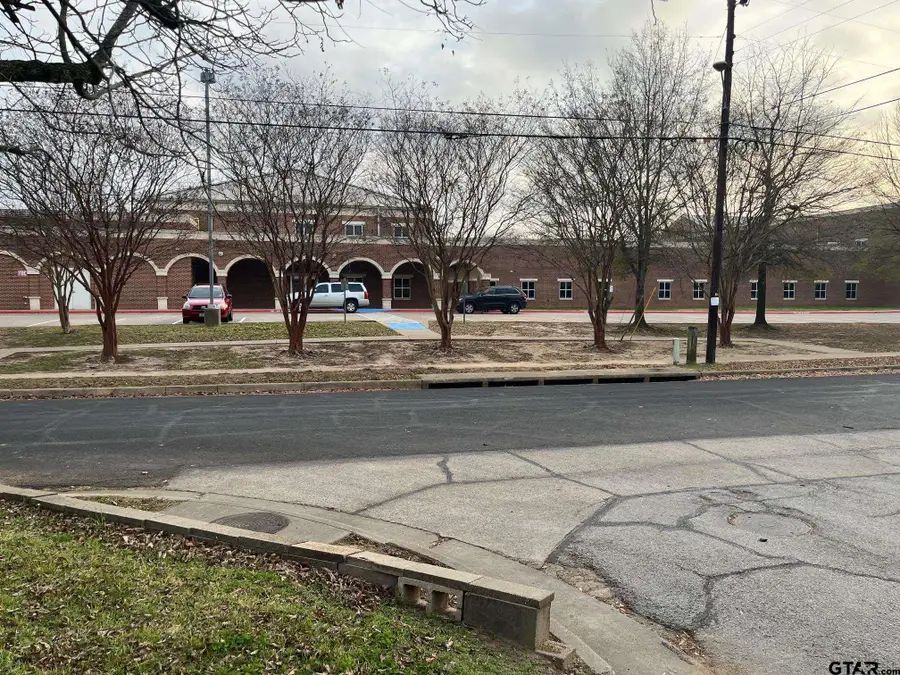 700 E Vance St, Tyler, TX 75702 - Image #3