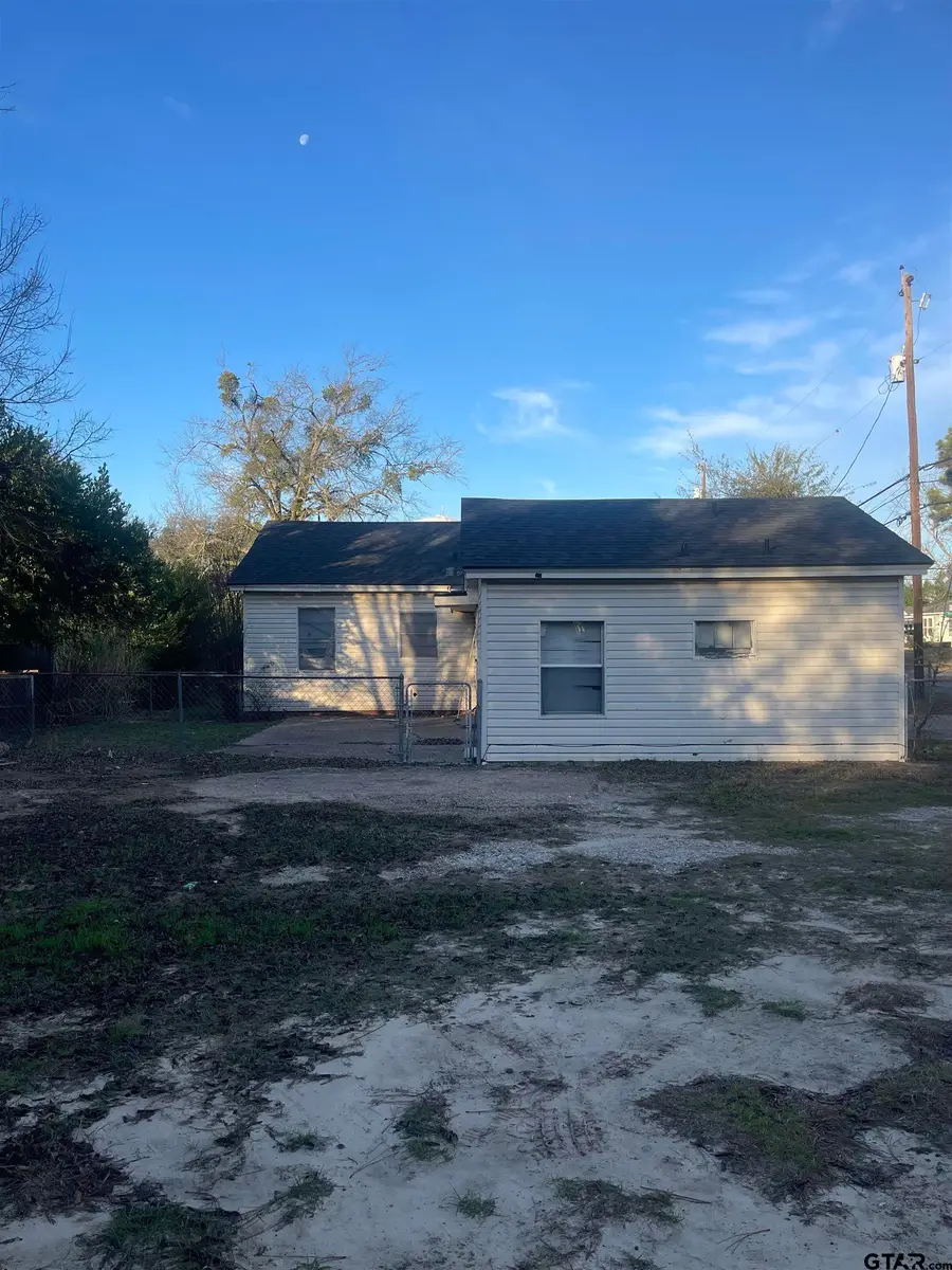 1402 Academy, Tyler, TX 75701 - Image #3