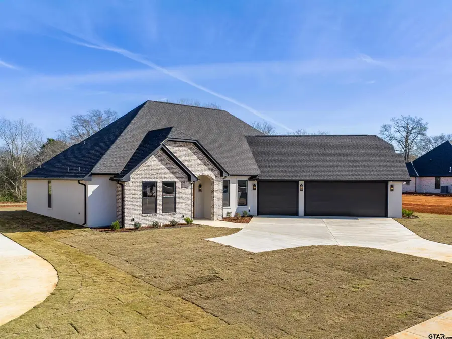 352 Heritage Way, Bullard, TX 75757 - Image #2