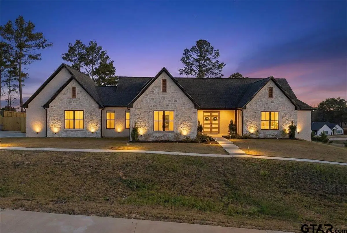 12181 Oak Grove Dr., Tyler, TX 75706 - Image #1