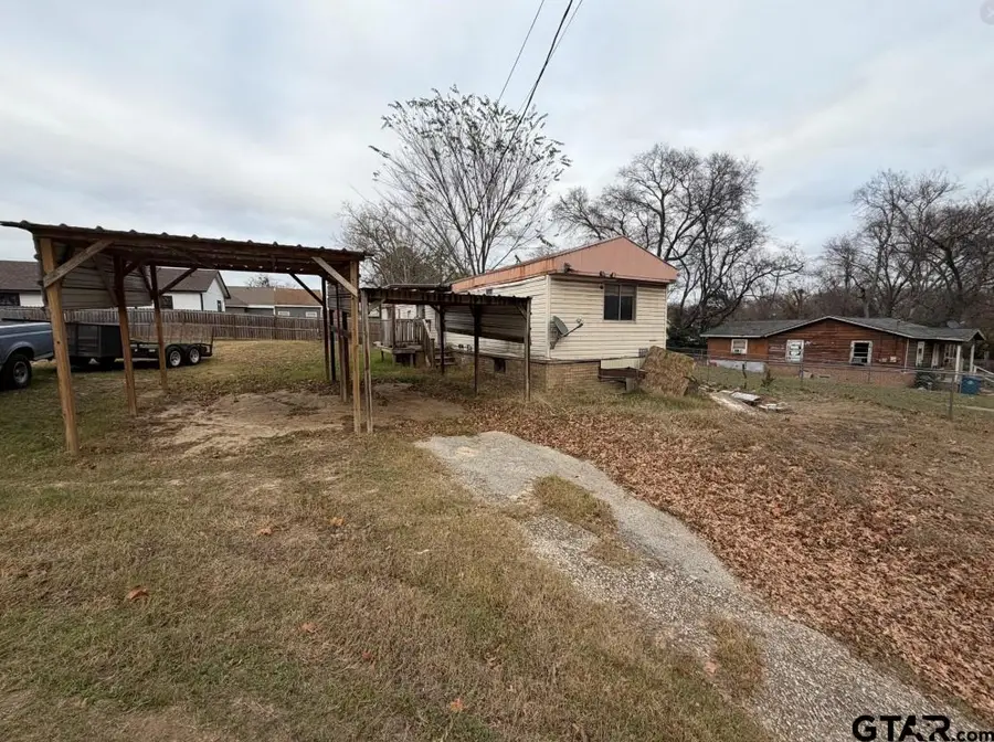 205 Barker, Athens, TX 75751 - #3