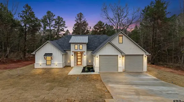 19429 Cedarpark Pl, Lindale, TX 75771