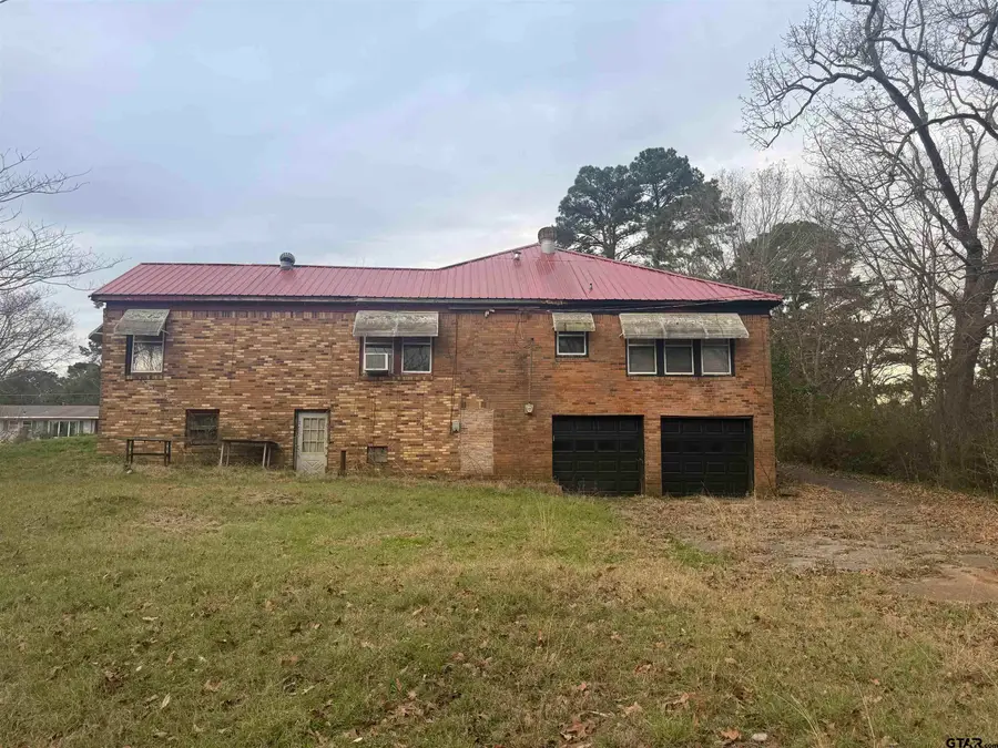 407 Gay Ave, Palestine, TX 75801 - #3