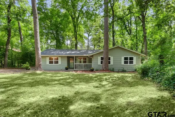 1435 W Hideaway Lane, Lindale, TX 75771