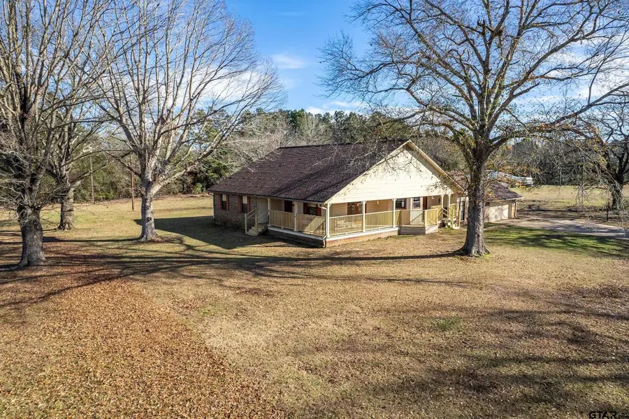 23096 McFadden Lane, Chandler, TX 75758 - Image #3