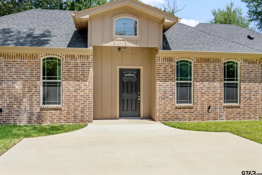 1720 Outer Dr, Tyler, TX 75701 - Image #2