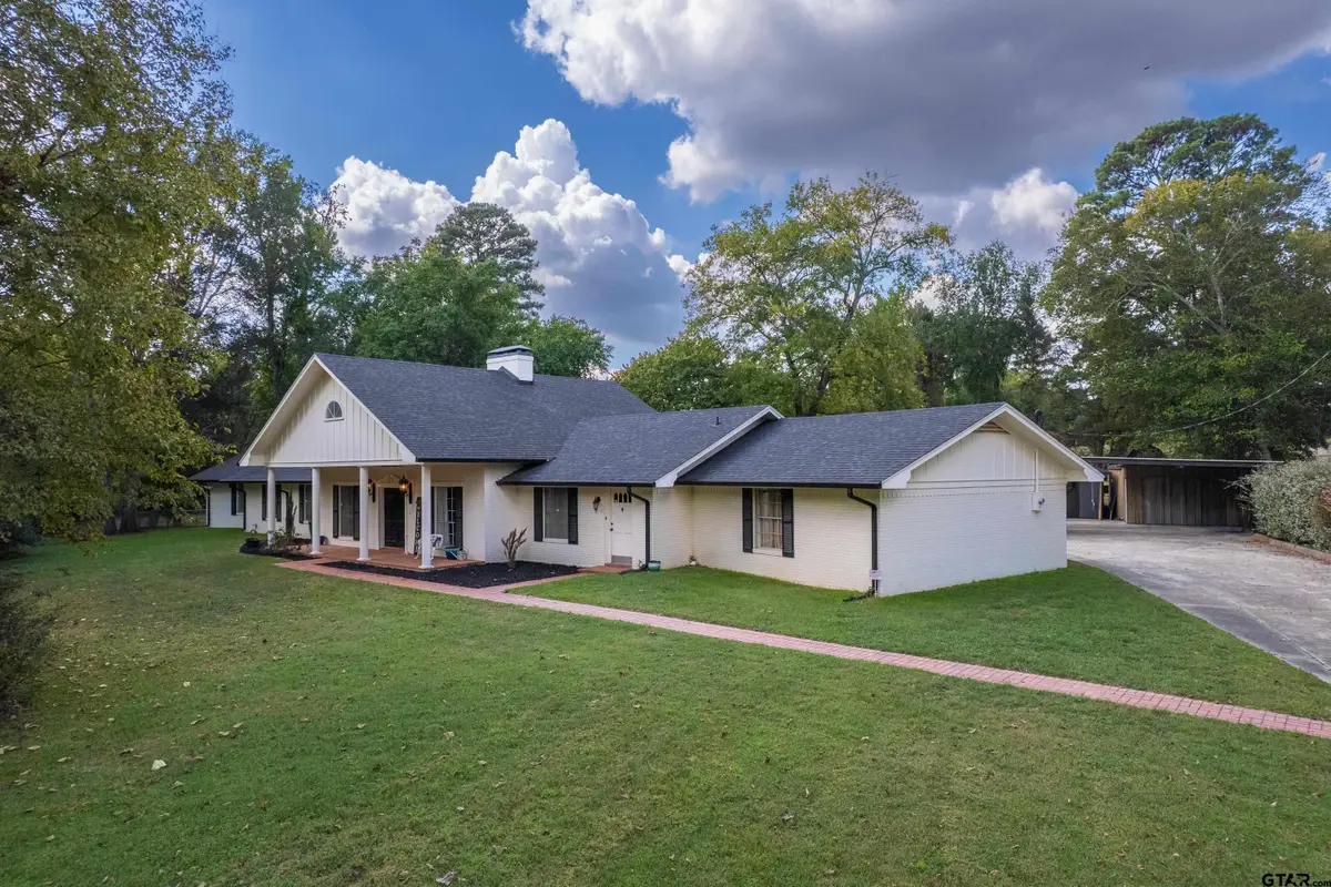 1010 S Williams Ave., Mount Pleasant, TX 75455 - #1