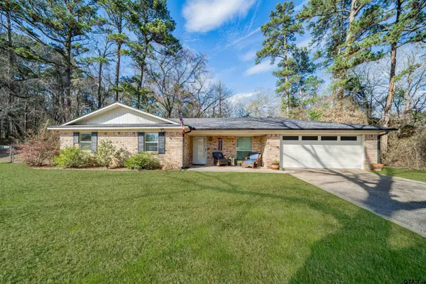 1317 Creekbend Street, White Oak, TX 75693