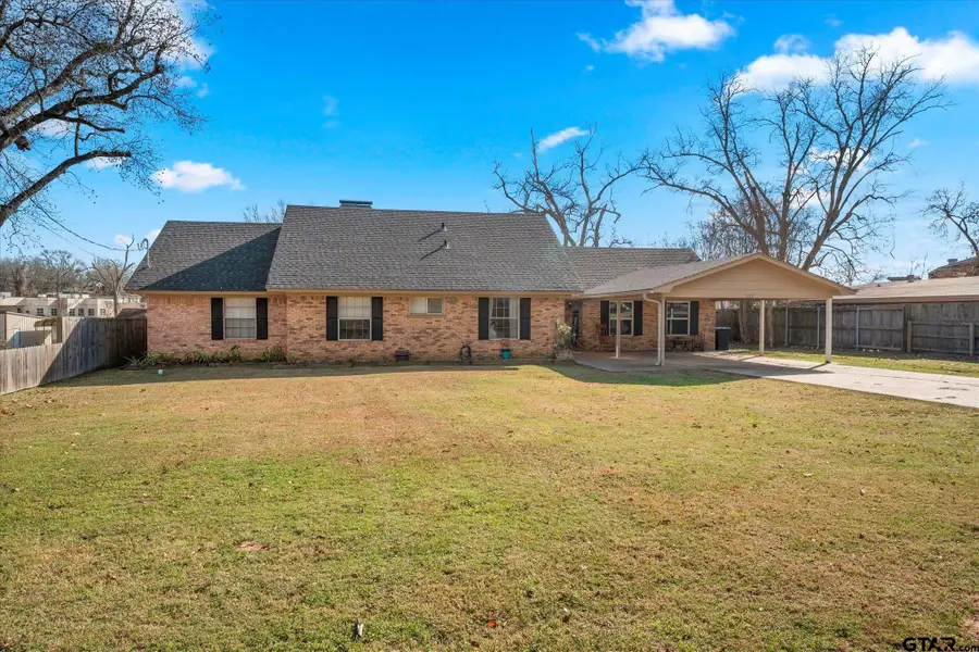 337 Daingerfield, Pittsburg, TX 75686 - Image #2