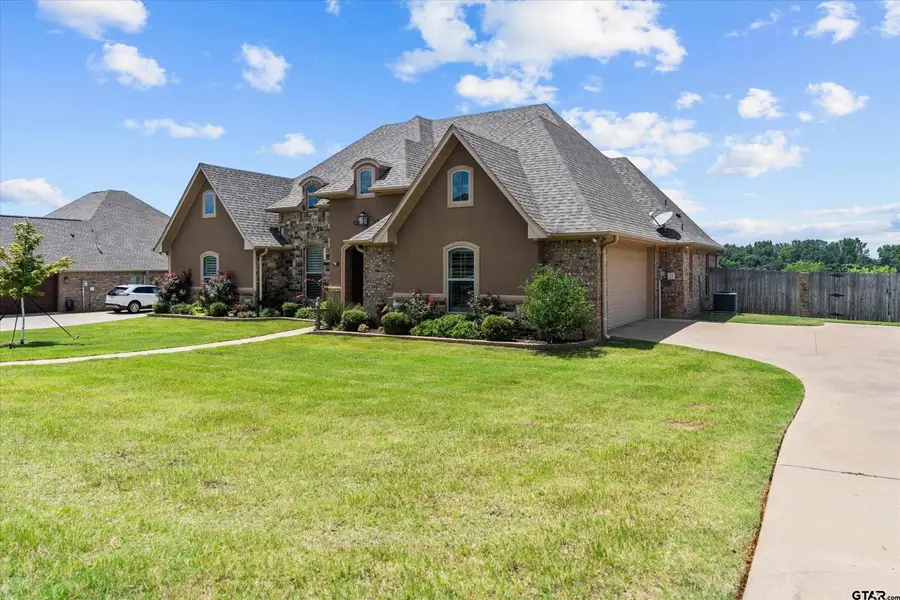 220 Sunnys Halo Boulevard, Bullard, TX 75757 - Image #2