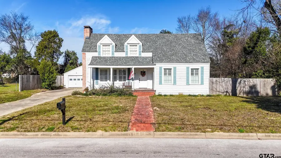 403 Woodlawn St, Henderson, TX 75652 - #2