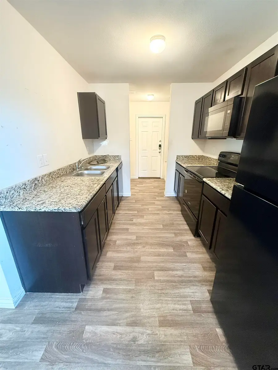 920 Crosby St, Tyler, TX 75701 - Image #3