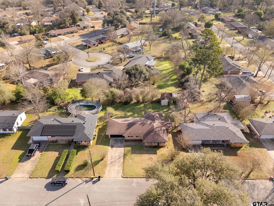 2304 Crestwood, Tyler, TX 75701 - Image #3