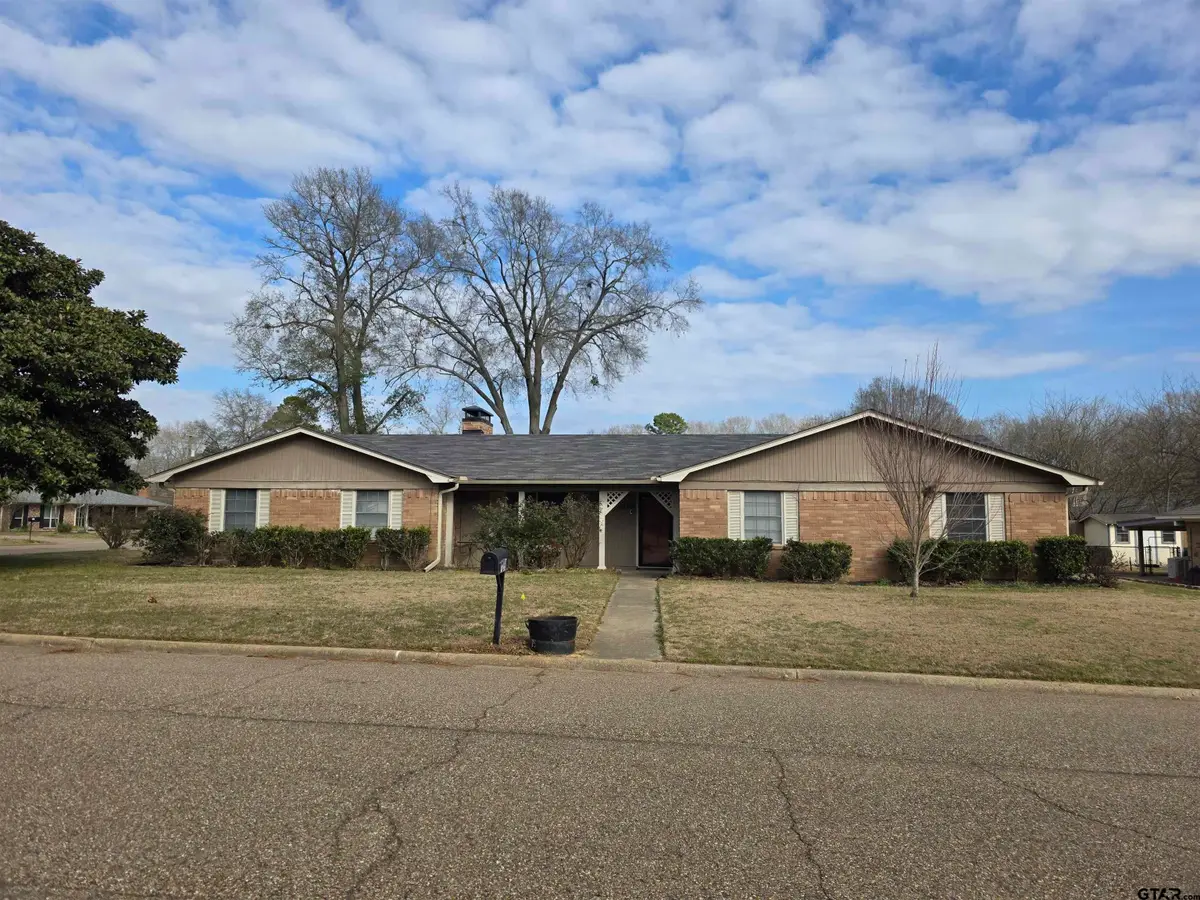 109 Randal, Pittsburg, TX 75686 - Image #1