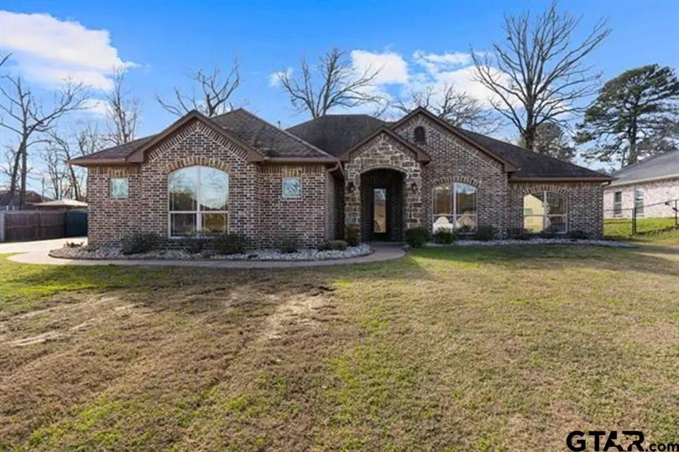 125 Towering Oaks Branch, Longview, TX 75602 - #1