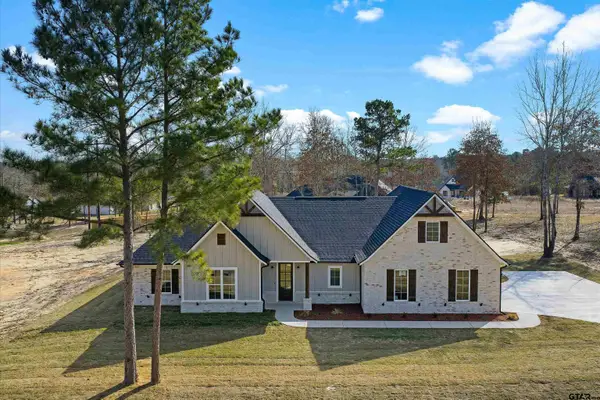 195 Clara Ln, Kilgore, TX 75662