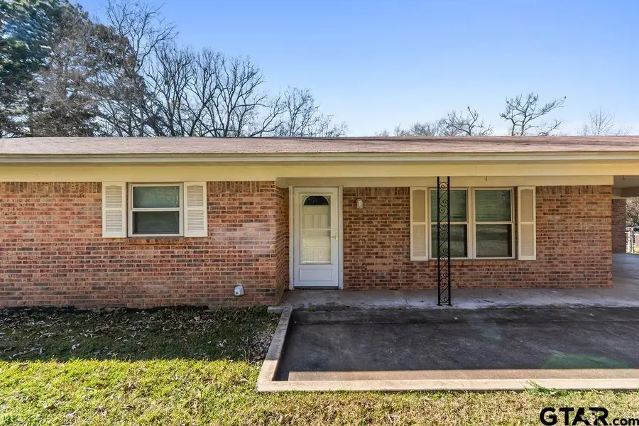 209 Beach, Jacksonville, TX 75766 - #2