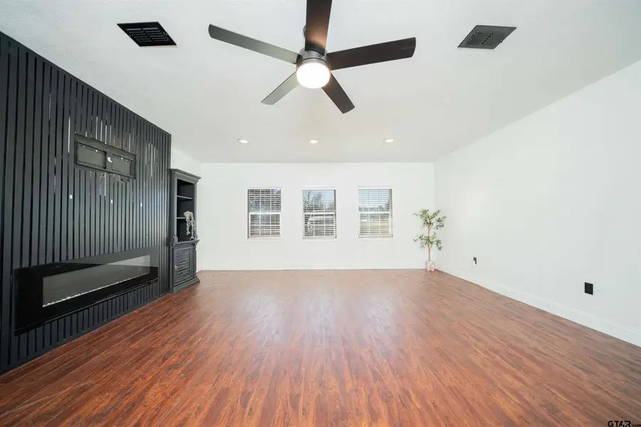 225 Joy Dr, Ore City, TX 75683 - #3