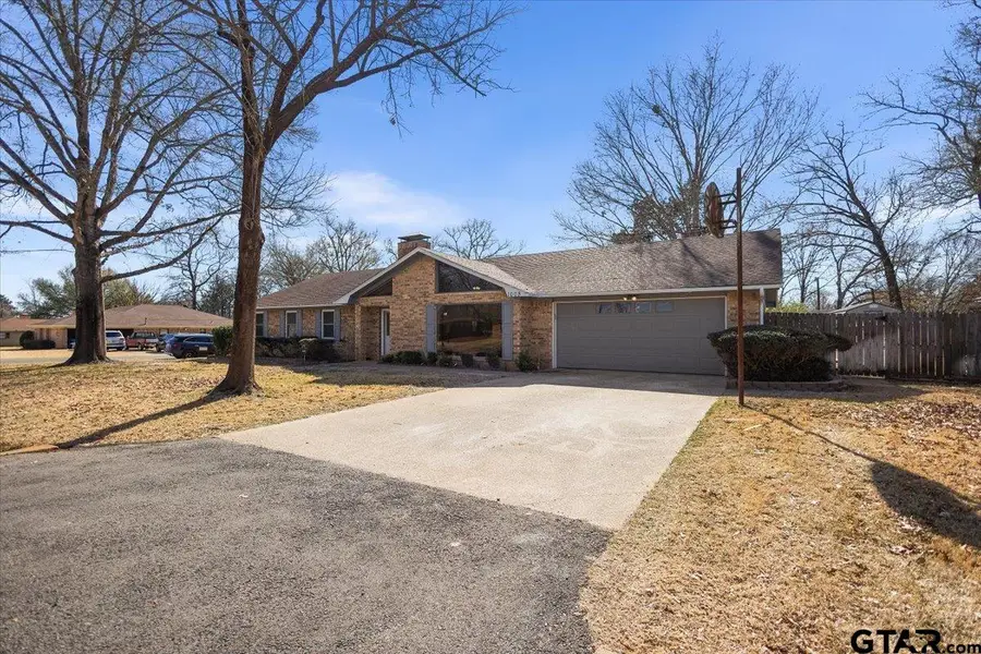 1008 Corey Dr, Whitehouse, TX 75791 - #3