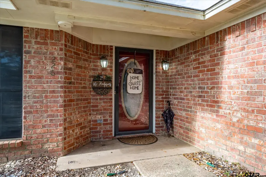 226 Colonial Cir, Athens, TX 75751 - #2