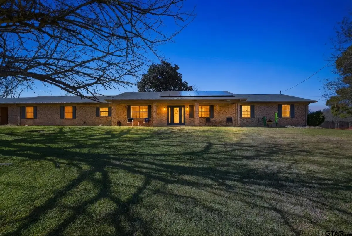 1409 Bassett Rd, Palestine, TX 75803 - #1