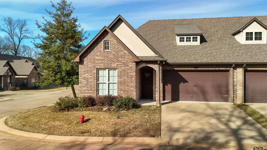 1857 Stonecrest # 2001, Tyler, TX 75703 - Image #2