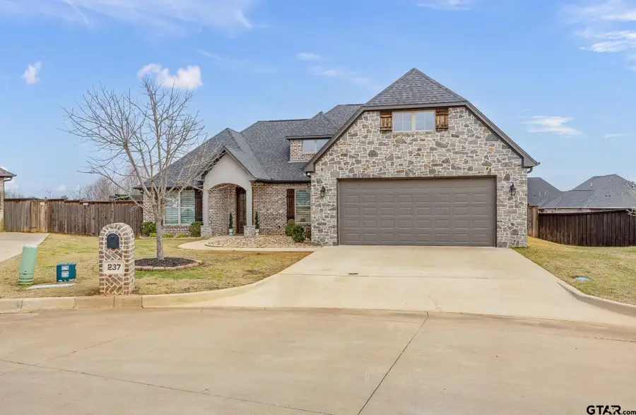 237 Providence Place, Bullard, TX 75757 - Image #3