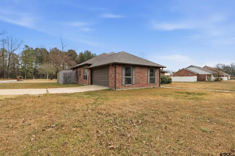 307 Bob White, Pittsburg, TX 75686 - Image #2