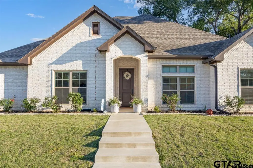 110 Rose Row, Winona, TX 75792 - Image #1