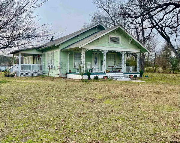 1023 N SPRING, Grand Saline, TX 75140